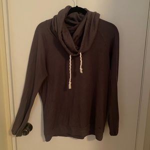 O’Neill plum light sweater